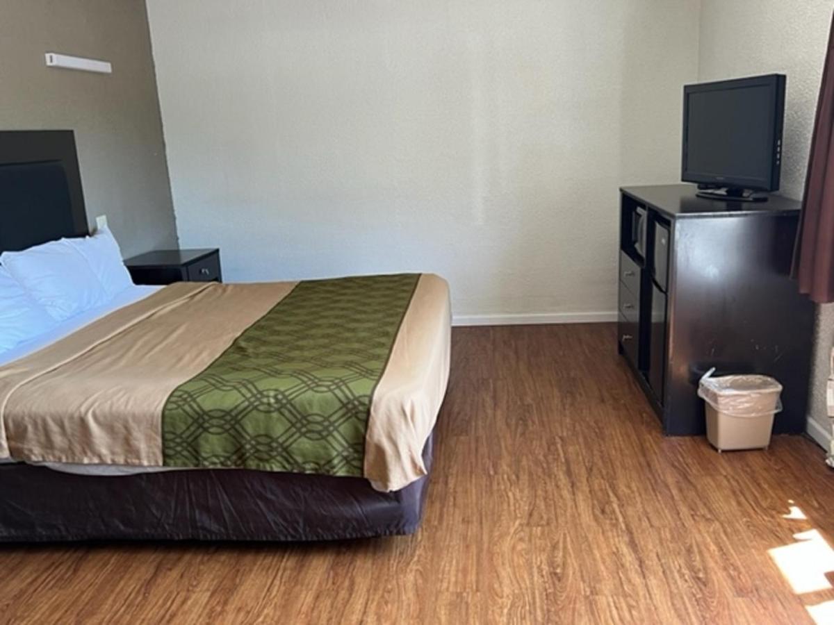 Posh Inn & Suites Wisconsin Rapids Luaran gambar