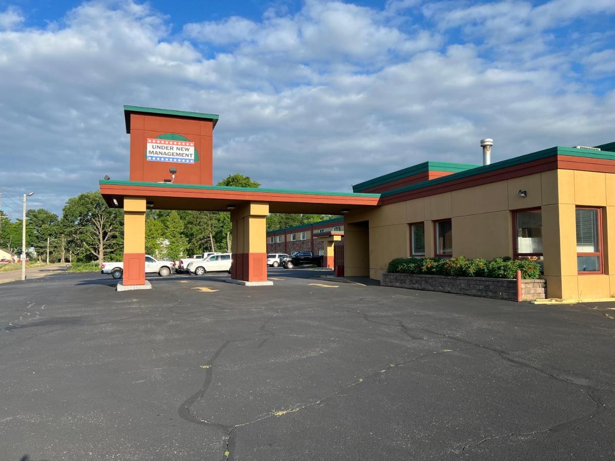 Posh Inn & Suites Wisconsin Rapids Luaran gambar