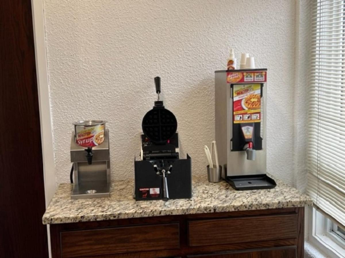 Posh Inn & Suites Wisconsin Rapids Luaran gambar